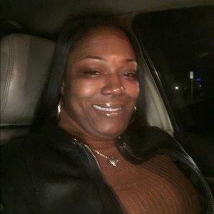 Meet your Posher, Charisse